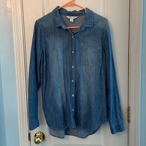 Old Navy Classic Chambray Button Down Shirt